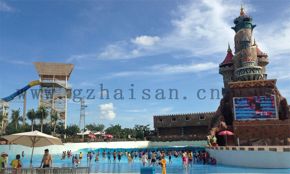 水上乐园管理公司：欢乐水域的领航者