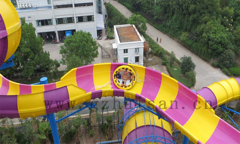 巧用水上乐园设备搭配，打造受欢迎的园子